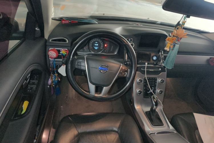 Used Volvo S80L 2015 2.0T T5 Smart Edition Steering Wheel