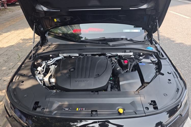 Used Volvo S90 2026 B5 Zhiyuan Luxury Edition Engine Bay