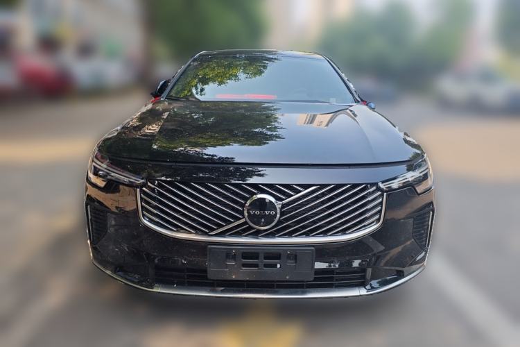 Used Volvo S90 2026 B5 Zhiyuan Luxury Edition Front