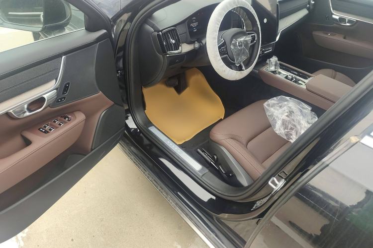 Used Volvo S90 2026 B5 Zhiyi Luxury Edition Interior 2
