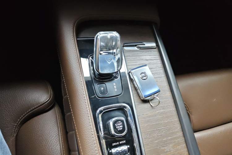 Used Volvo S90 2021 B5 Zhiyuan Luxury Edition Gear Lever