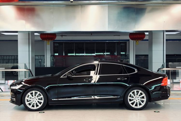 Used Volvo S90 2016 T6 AWD Zhiya Edition Exterior 2