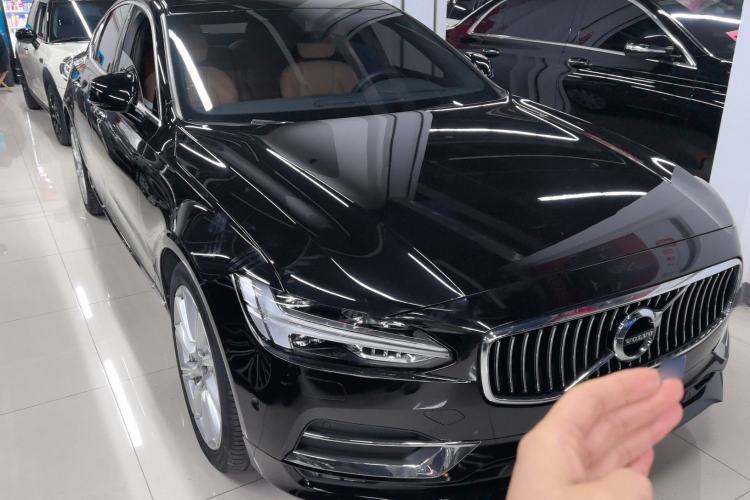 Used Volvo S90 2016 T6 AWD Zhiya Edition Exterior 5