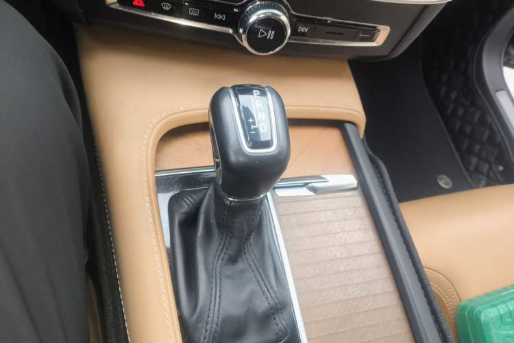 Used Volvo S90 2016 T6 AWD Zhiya Edition Gear Lever