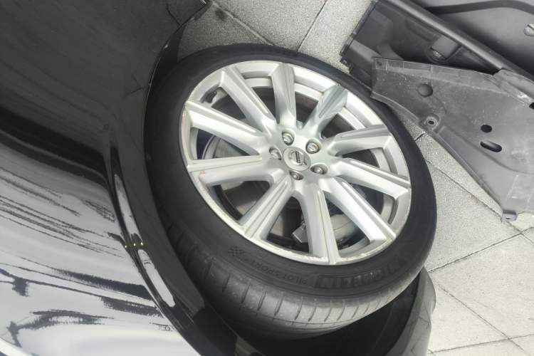 Used Volvo S90 2016 T6 AWD Zhiya Edition Left Front Wheel Hub