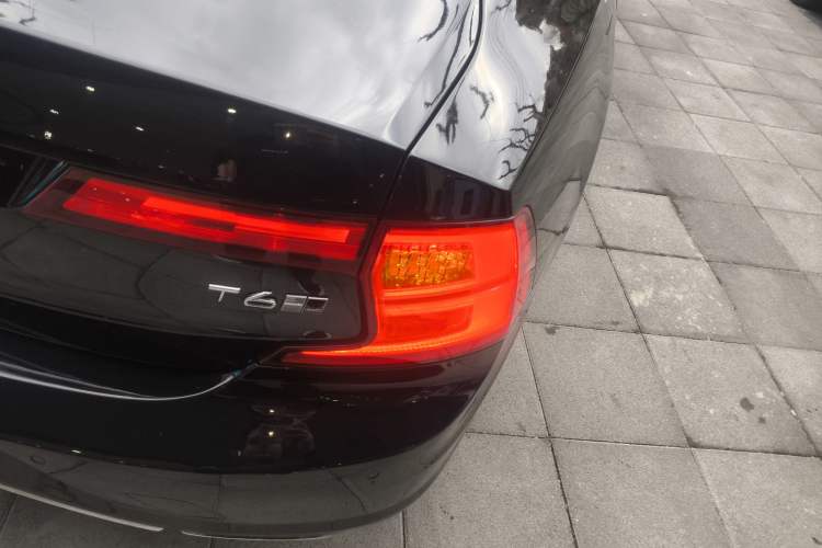 Used Volvo S90 2016 T6 AWD Zhiya Edition Right Rear Taillight