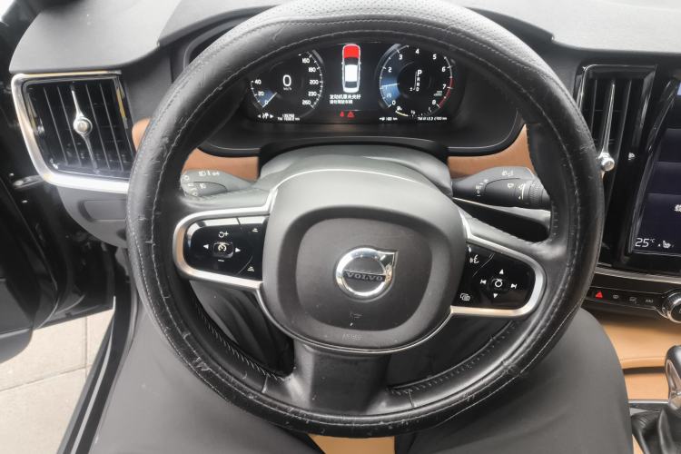 Used Volvo S90 2016 T6 AWD Zhiya Edition Steering Wheel