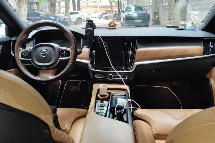Used Volvo S90 2016 T6 AWD Zhiya Edition Center Console
