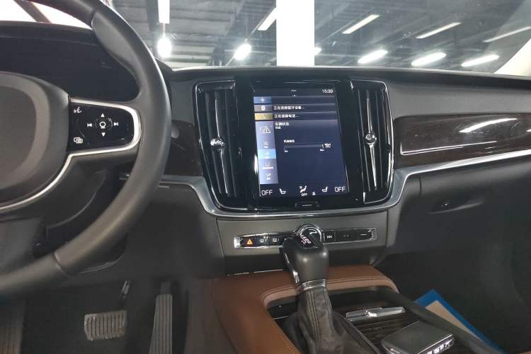 Used Volvo S90 2017 T4 Zhiyuan Edition Audio And AC Panel