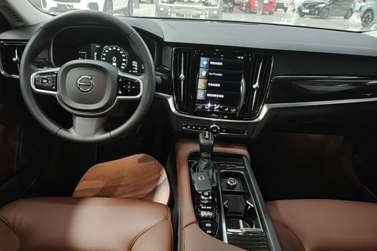 Used Volvo S90 2017 T4 Zhiyuan Edition Audio And AC Panel