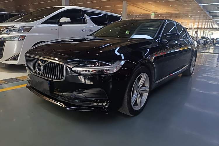 Used Volvo S90 2017 T4 Zhiyuan Edition Guazi used car, China used car export, Used car for sale, Used  cars, Cheapest cars for sale