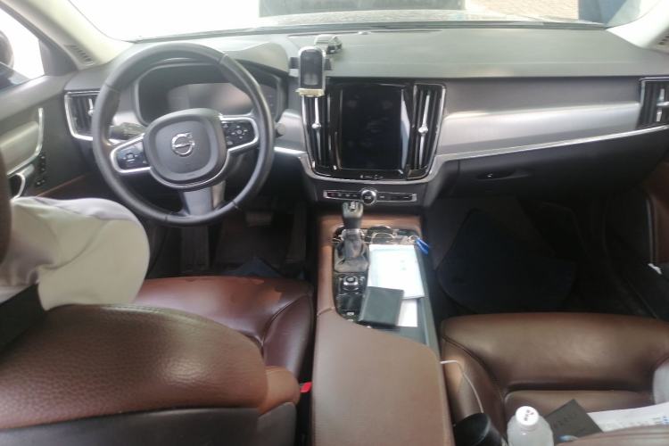 Used Volvo S90 2017 T4 Zhiyi Edition Center Console