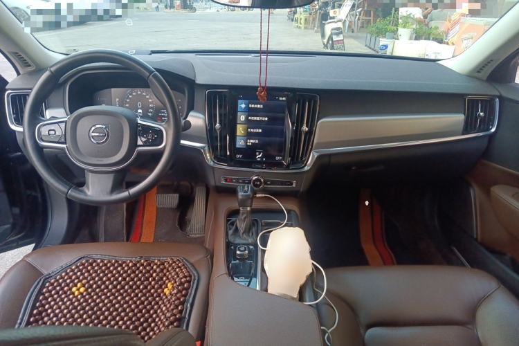 Used Volvo S90 2017 T4 Zhiyi Edition Center Console