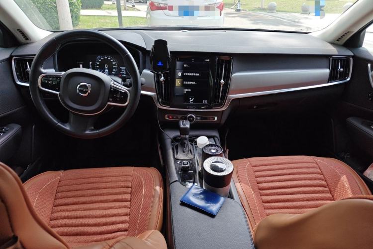 Used Volvo S90 2017 T4 Zhiyi Edition Center Console