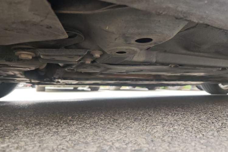 Used Volvo S90 2017 T4 Zhiyuan Edition Chassis Front Left