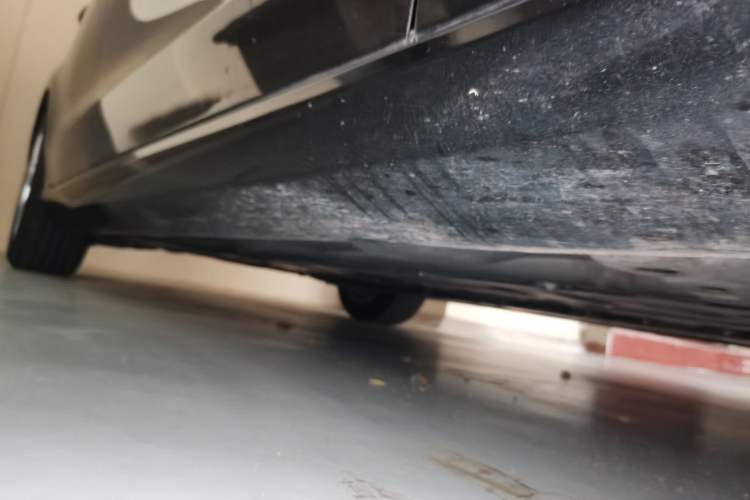 Used Volvo S90 2017 T4 Zhiyi Edition Chassis Front Right