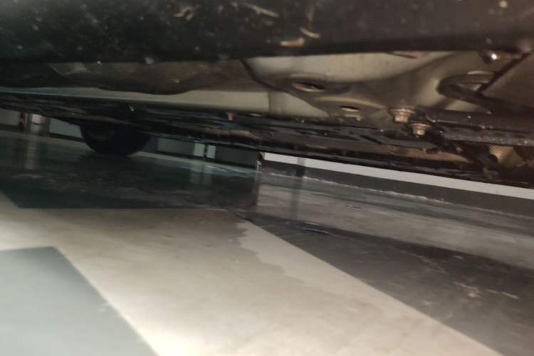 Used Volvo S90 2017 T4 Zhiyuan Edition Chassis Front Right