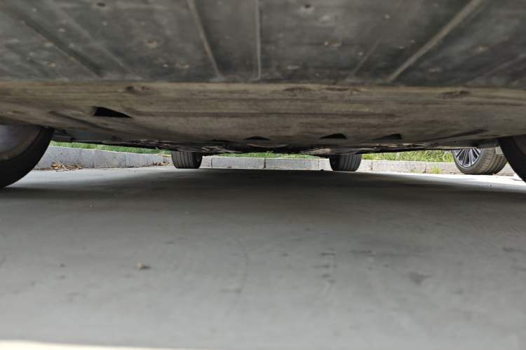 Used Volvo S90 2017 T4 Zhiyuan Edition Chassis Front