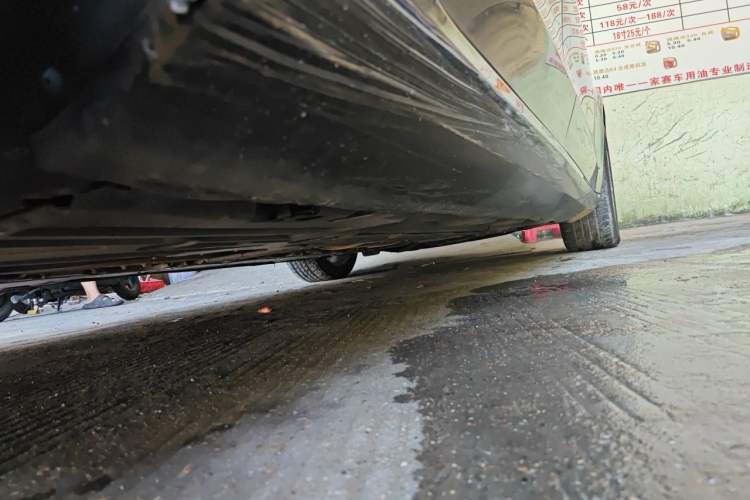 Used Volvo S90 2017 T4 Zhiyi Edition Chassis Rear Right