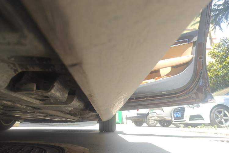 Used Volvo S90 2017 T4 Zhiyuan Edition Chassis Rear Right