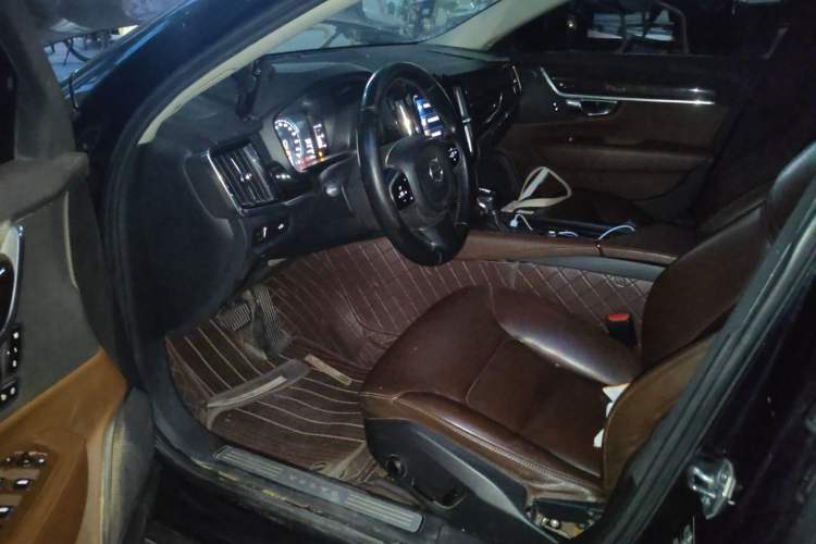 Used Volvo S90 2017 T4 Zhiyuan Edition Driver Seat