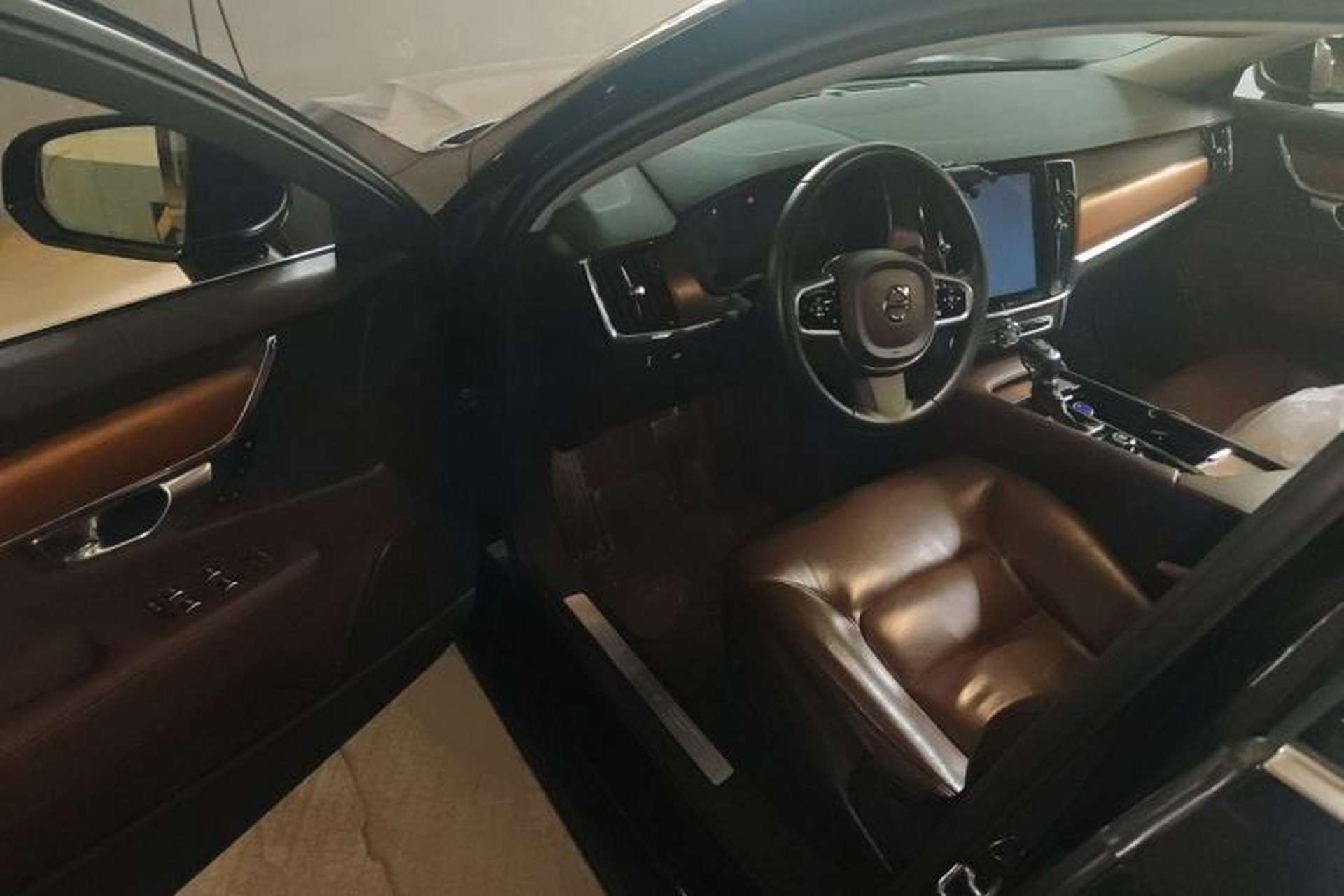 Used Volvo S90 2017 T5 Smart Luxury Edition Driver Seat