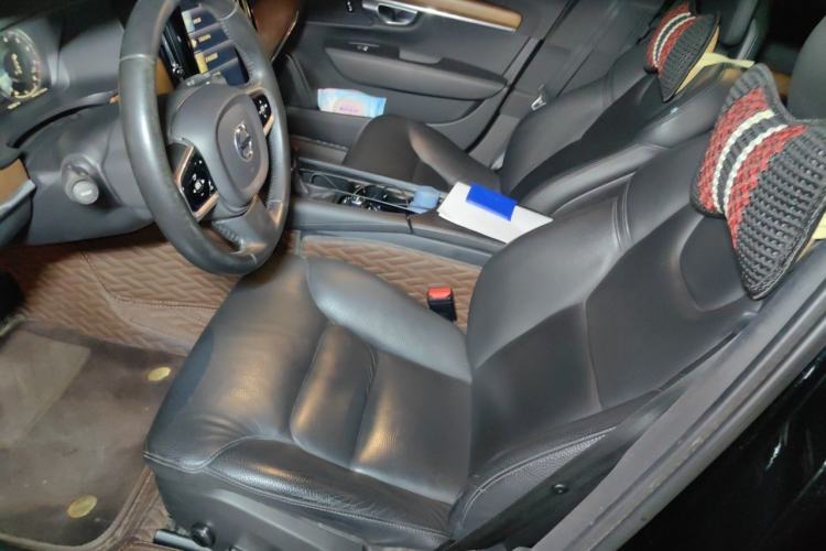 Used Volvo S90 2017 T5 Smart Luxury Edition Driver Seat