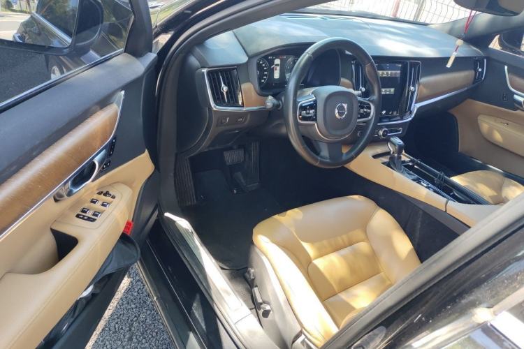 Used Volvo S90 2017 T5 Smart Luxury Edition Driver Seat