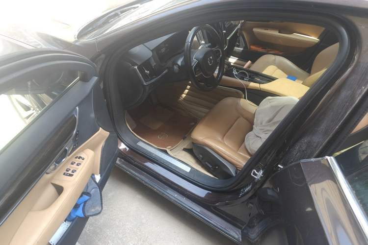 Used Volvo S90 2017 T4 Zhiyuan Edition Driver Seat