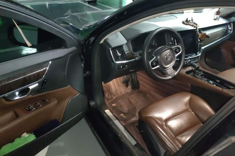 Used Volvo S90 2017 T4 Zhiyuan Edition Driver Seat