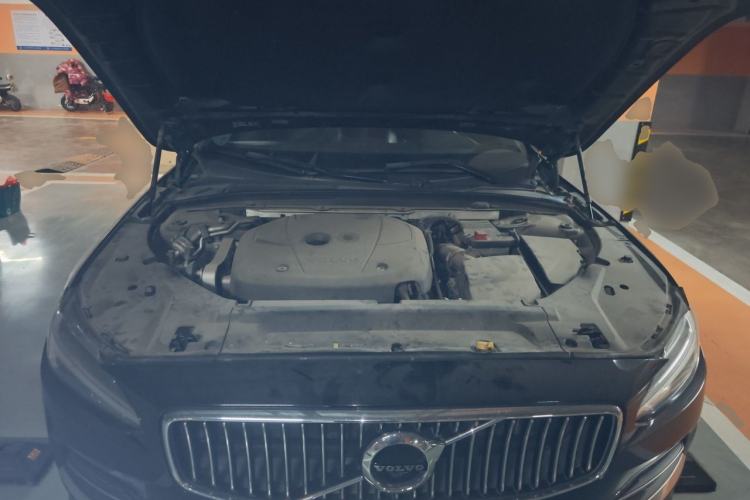 Used Volvo S90 2017 T4 Zhiyuan Edition Engine Bay