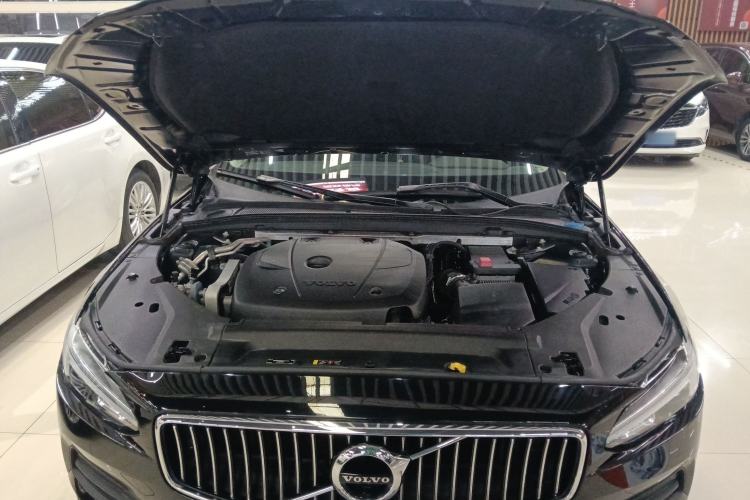 Used Volvo S90 2017 T4 Zhiyuan Edition Engine Bay
