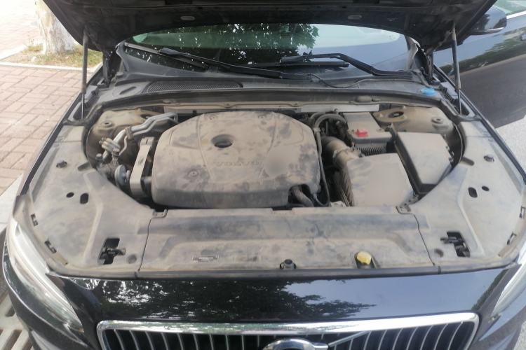 Used Volvo S90 2017 T4 Zhiyi Edition Engine Bay