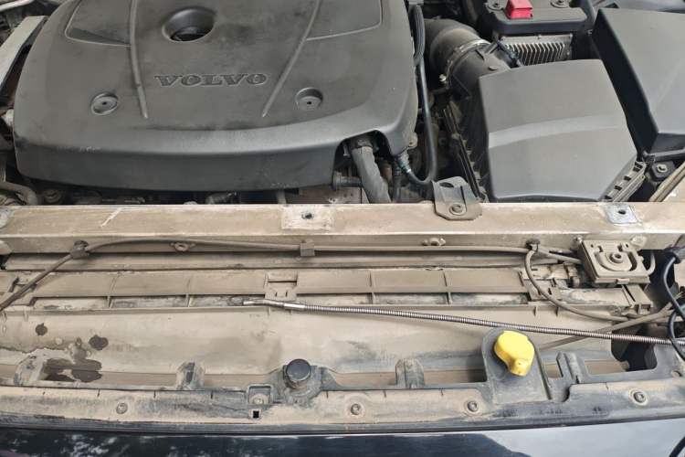 Used Volvo S90 2017 T5 Zhiyuan Edition Engine Bay