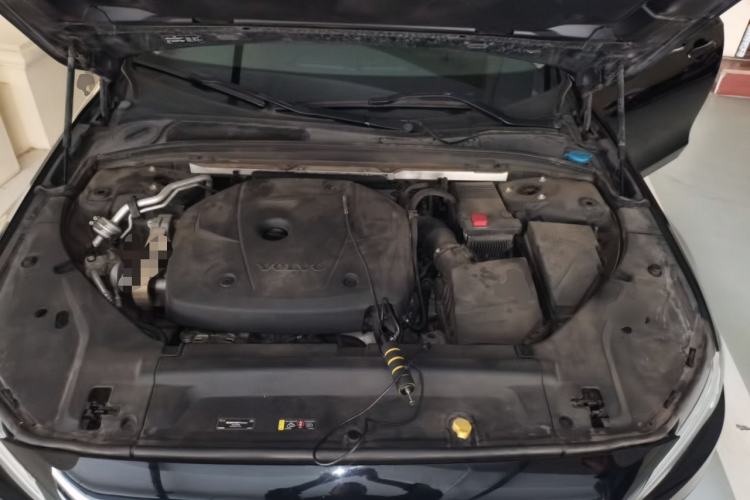 Used Volvo S90 2017 T4 Zhiyi Edition Engine Bay