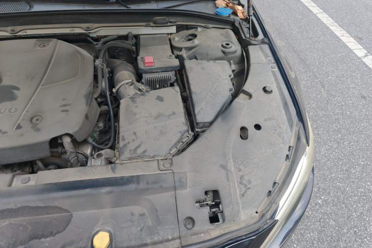 Used Volvo S90 2017 T4 Zhiyuan Edition Engine Bay Left
