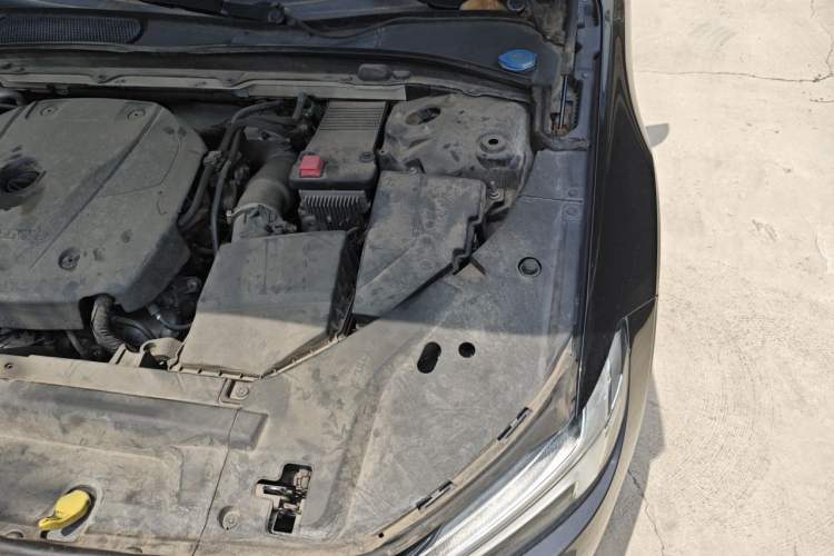 Used Volvo S90 2017 T4 Zhiyuan Edition Engine Bay Left
