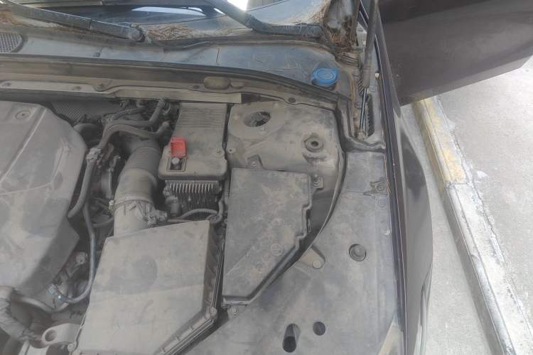 Used Volvo S90 2017 T4 Zhiyuan Edition Engine Bay Left
