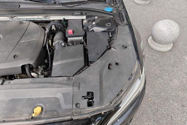 Used Volvo S90 2017 T4 Zhiyi Edition Engine Bay Left