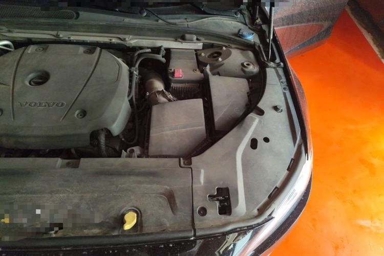 Used Volvo S90 2017 T4 Zhiyuan Edition Engine Bay Left