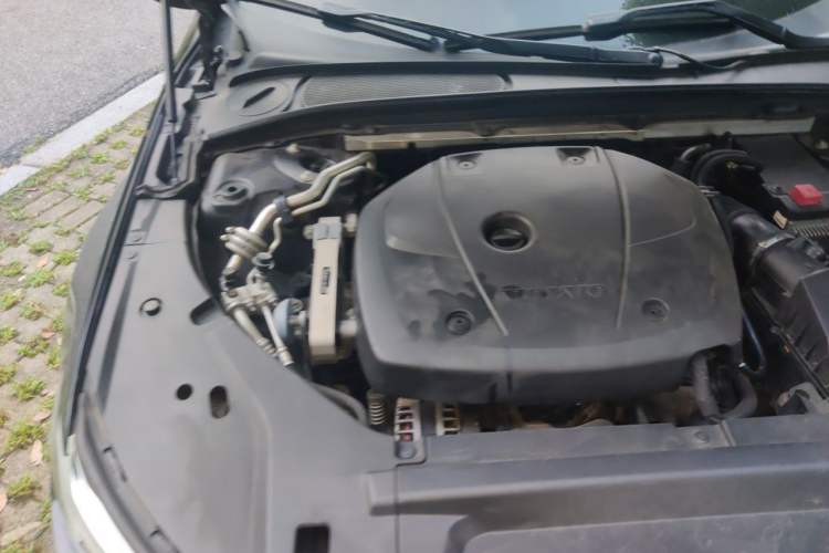 Used Volvo S90 2017 T5 Zhiyuan Edition Engine Bay Right