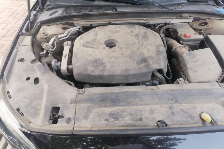 Used Volvo S90 2017 T4 Zhiyi Edition Engine Bay Right