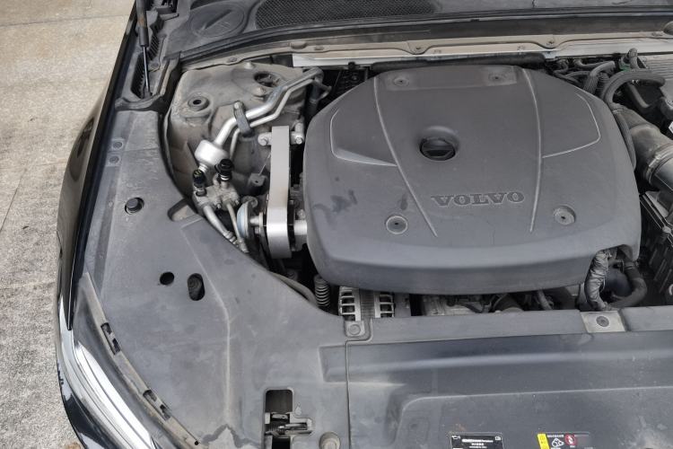 Used Volvo S90 2017 T4 Zhiyuan Edition Engine Bay Right