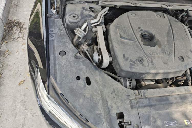 Used Volvo S90 2017 T4 Zhiyuan Edition Engine Bay Right