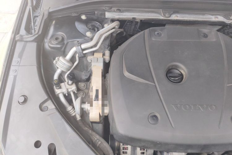 Used Volvo S90 2017 T5 Smart Luxury Edition Engine Bay Right