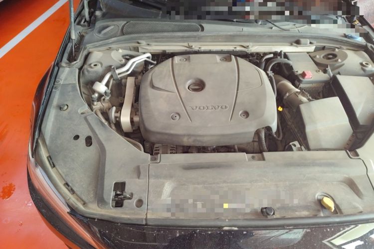 Used Volvo S90 2017 T4 Zhiyuan Edition Engine Bay Right