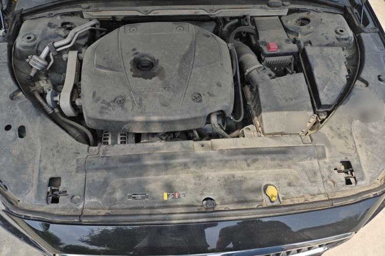 Used Volvo S90 2017 T4 Zhiyuan Edition Engine Bay