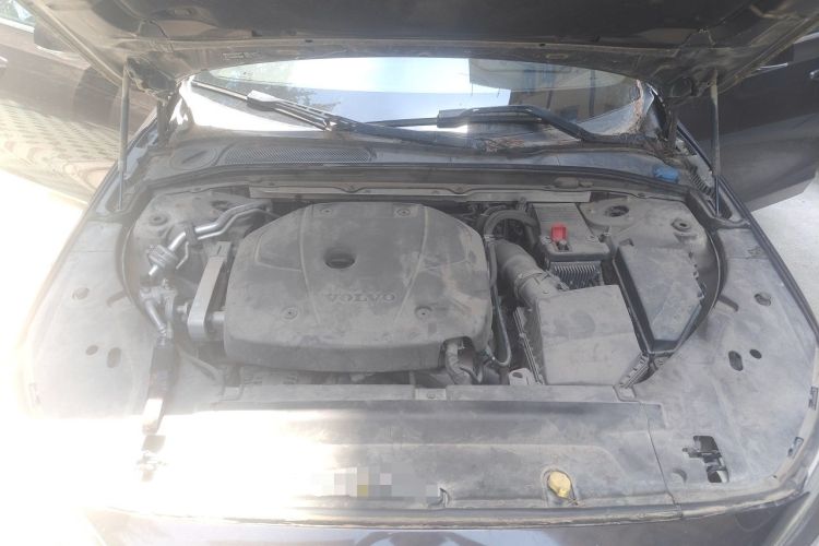Used Volvo S90 2017 T4 Zhiyuan Edition Engine Bay