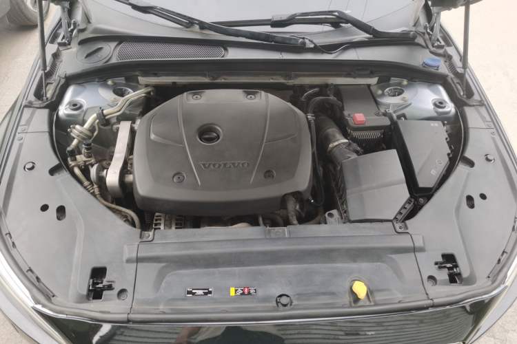 Used Volvo S90 2017 T5 Prestige Edition Engine Bay