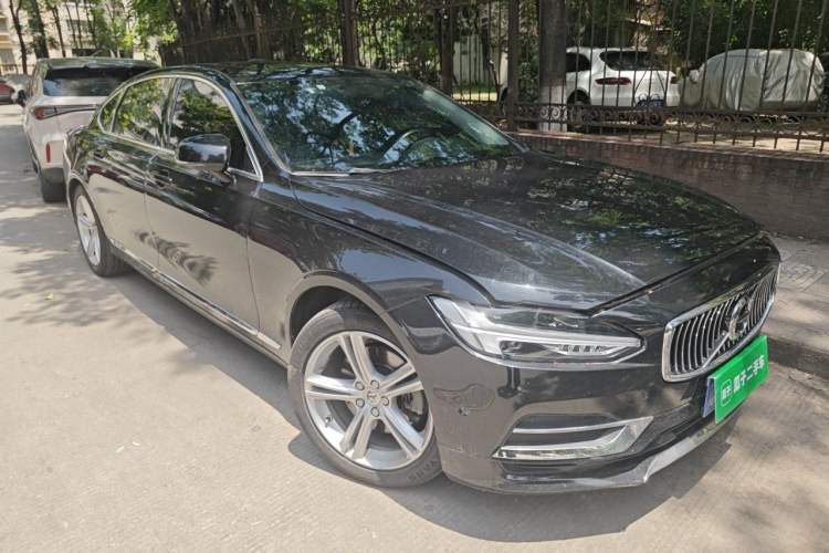 Used Volvo S90 2017 T4 Zhiyi Edition Exterior 2